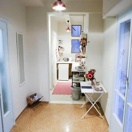 The Captains Flat On The Roof Apartment Athens